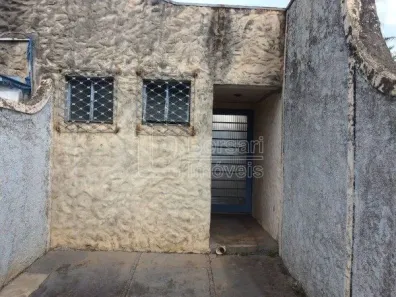 Casa com 5 Quartos à venda, 277m² no Vila José Bonifácio, Araraquara