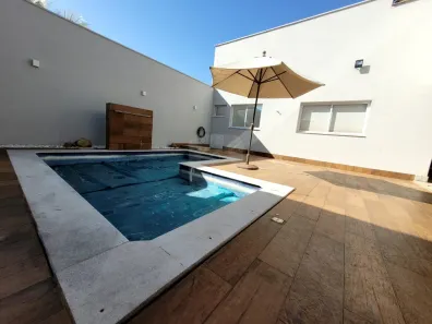 Casa com 4 Quartos à venda, 278m² no Cidade Jardim, Uberlândia