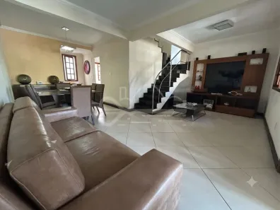 Casa com 5 Quartos à venda, 112m² no Santa Amélia, Belo Horizonte
