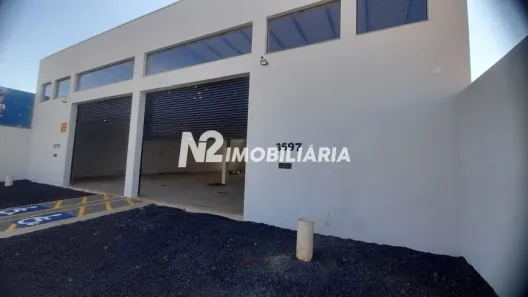 Galpão/Depósito/Armazém para alugar, 230m² no Segismundo Pereira, Uberlândia