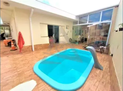 Casa com 3 Quartos para alugar, 272m² no Jardim Chapadão, Campinas