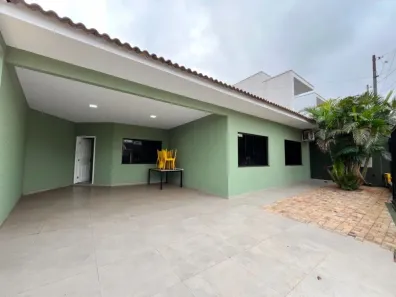 Casa com 2 Quartos à venda, 232m² no Canadá, Cascavel
