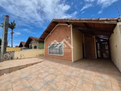 Casa com 3 Quartos à venda, 136m² no Balneário Três Marias, Peruíbe
