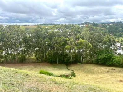 Lote/Terreno à venda, 984m² no São Pedro, Juiz de Fora