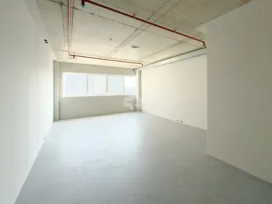 Sala Comercial à venda, 36m² no Santana, Porto Alegre