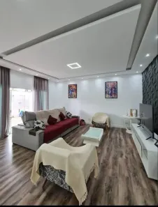 Sobrado com 4 Quartos à venda, 250m² no Flórida, Praia Grande