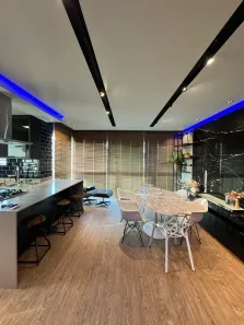 Apartamento com 3 Quartos para alugar, 130m² no Centro, Balneário Camboriú