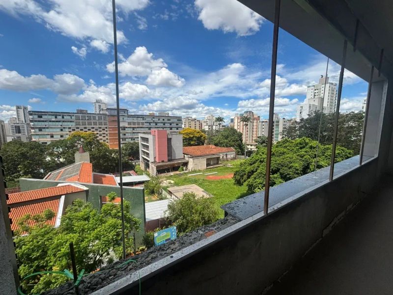 Apartamento com 4 quartos — Santo Antônio, Belo Horizonte