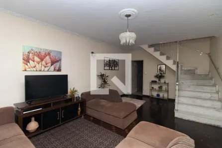 Casa com 3 Quartos à venda, 176m² no Vila Nivi, São Paulo