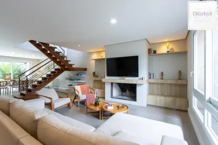 Casa de Condomínio com 3 Quartos à venda, 243m² no Chapéu do Sol, Porto Alegre