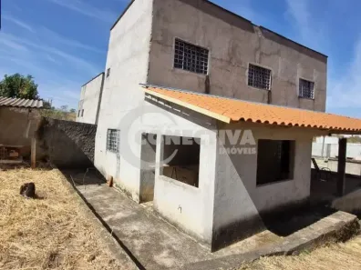 à venda, 250m² no Residencial Flor do Ipê II, Senador Canedo