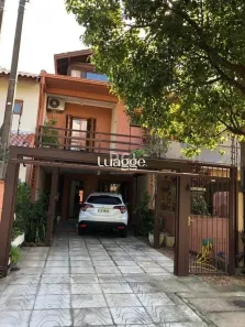 Casa com 3 Quartos à venda, 334m² no Espírito Santo, Porto Alegre