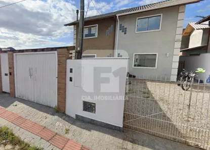 Casa com 3 Quartos à venda, 100m² no Carianos, Florianópolis