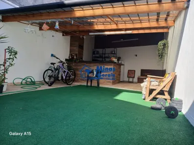 Casa com 2 Quartos à venda, 148m² no Vila Bandeirantes, São José dos Campos