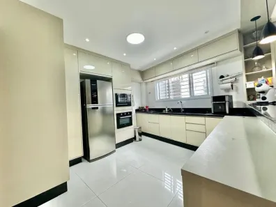 Sobrado com 3 Quartos à venda, 101m² no Guilhermina, Praia Grande