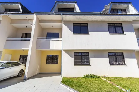 Sobrado com 3 Quartos para alugar, 130m² no Guabirotuba, Curitiba