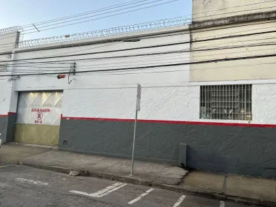 Galpão/Depósito/Armazém para alugar, 393m² no Centro, Juiz de Fora