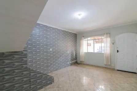 Casa com 2 Quartos para alugar, 188m² no Centro, Guarulhos