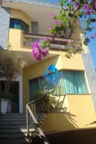 Sobrado com 3 Quartos à venda, 300m² no Parque das Nações, Santo André