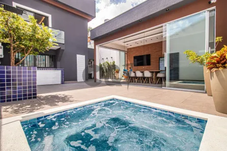 Casa com 3 Quartos à venda, 240m² no Granja Julieta, São Paulo