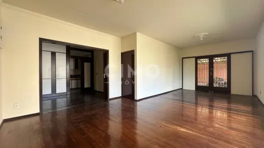 Imóvel Comercial com 5 Quartos para alugar, 380m² no Ponta Aguda, Blumenau