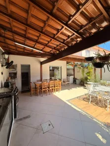 Casa de Condomínio com 3 Quartos à venda, 130m² no Praia da Baleia, Serra