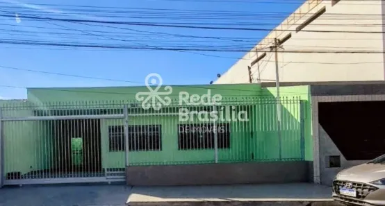 Casa com 3 Quartos para alugar, 200m² no Taguatinga Norte, Brasília