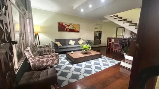 Sobrado com 4 Quartos para venda ou aluguel, 200m² no Jardim Carlu, São Paulo