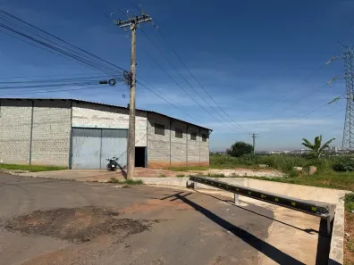Galpão/Depósito/Armazém para alugar, 400m² no Setor Pampulha, Aparecida de Goiânia