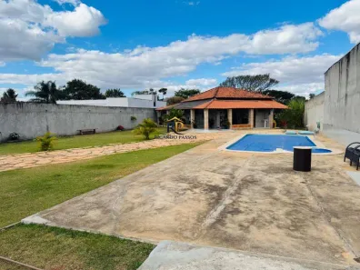 Casa de Condomínio com 2 Quartos à venda, 1000m² no Região dos Lagos, Brasília