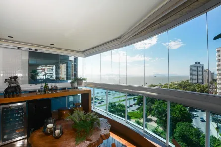 Apartamento com 3 Quartos à venda, 221m² no Agronômica, Florianópolis