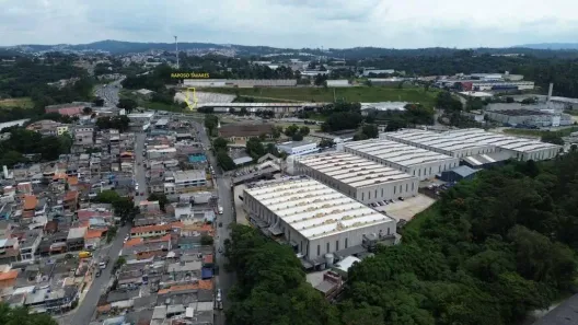 Galpão/Depósito/Armazém à venda, 700m² no Parque Alexandre, Cotia