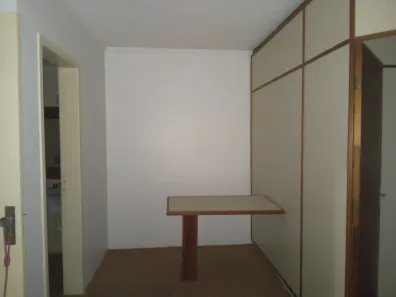 Apartamento com 1 Quarto para alugar, 29m² no Floresta, Porto Alegre