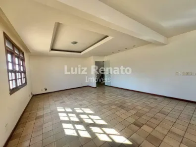 Casa com 8 Quartos para alugar, 640m² no Santa Tereza, Belo Horizonte