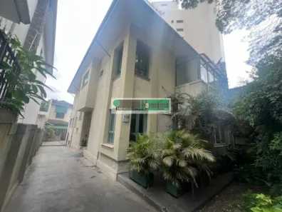 Casa com 5 Quartos para alugar, 240m² no Perdizes, São Paulo