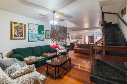 Casa com 3 Quartos à venda, 375m² no Vila São José, Porto Alegre