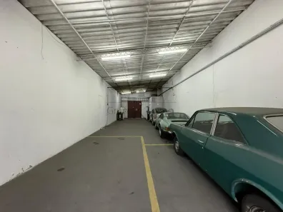 Prédio Comercial à venda, 140m² no São João, Jacareí