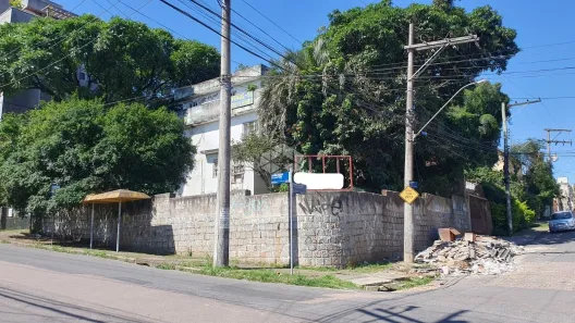 Lote/Terreno à venda, 375m² no Passo da Areia, Porto Alegre