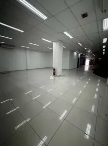 Galpão/Depósito/Armazém para alugar, 700m² no Vila Valqueire, Rio de Janeiro