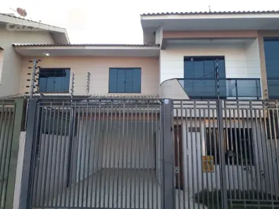 Sobrado com 3 Quartos à venda, 120m² no Coqueiral, Cascavel