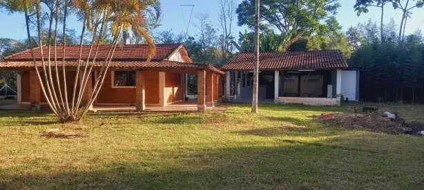 Fazenda/Sítio com 2 Quartos à venda, 200m² no Jardim Aracy, Mogi das Cruzes