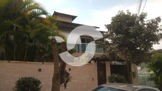 Casa de Condomínio com 3 Quartos à venda, 188m² no Itaipu, Niterói