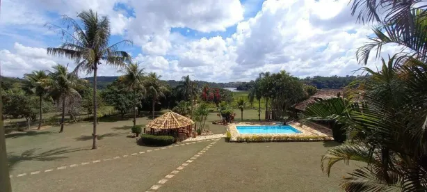 Casa com 4 Quartos à venda, 350m² no Quintas da Jangada - 2ª Seção, Ibirité