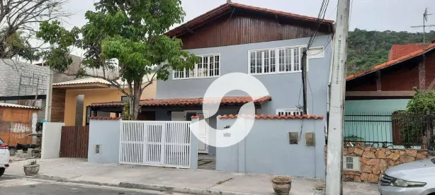 Casa com 4 Quartos à venda, 186m² no Itaipu, Niterói