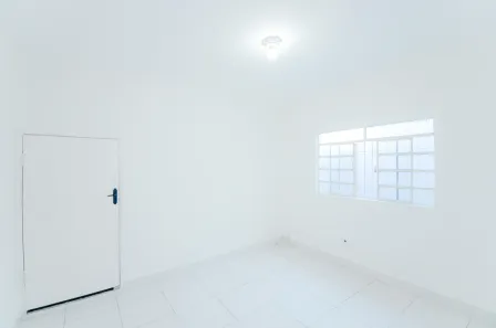 Casa com 2 Quartos para alugar, 55m² no Centro, Guarulhos