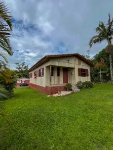 Casa com 3 Quartos à venda, 2000m² no São Luiz, Criciúma