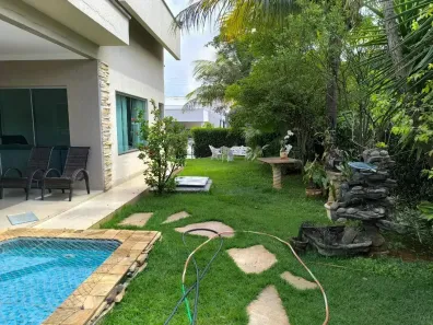 Casa de Condomínio com 5 Quartos à venda, 354m² no Jardins Madri, Goiânia