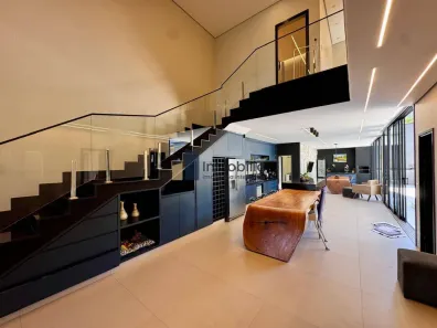 Casa com 3 Quartos à venda, 258m² no Setor Morada do Lago, Trindade