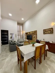 Casa de Condomínio com 3 Quartos à venda, 200m² no Swiss Park, Campinas