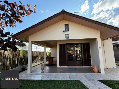 Casa com 3 Quartos à venda, 117m² no Torres, Torres